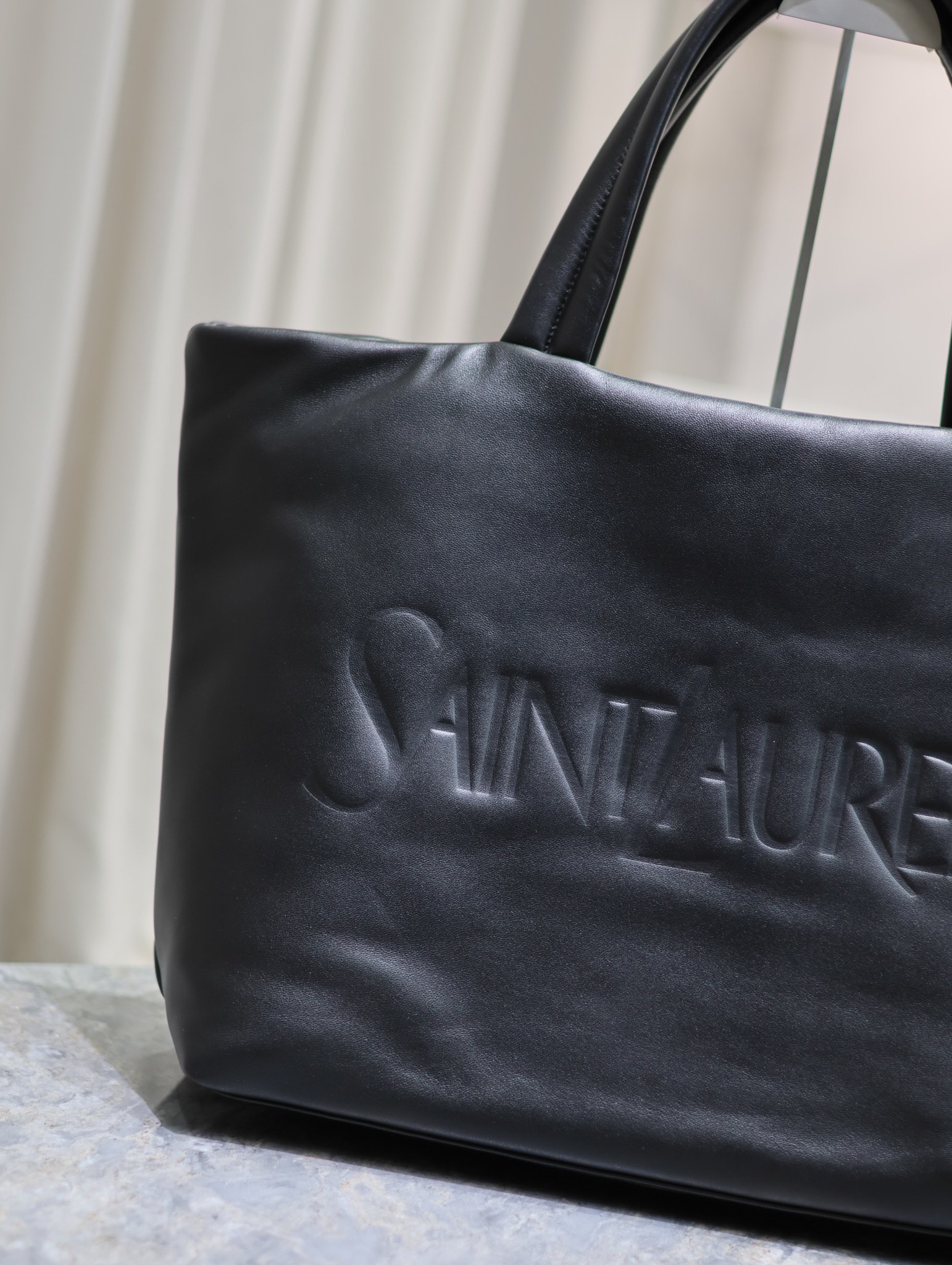 Pre-Owned Saint Laurent Black Lambskin Tote Bag - Embossed Logo, Spacious and Elegant