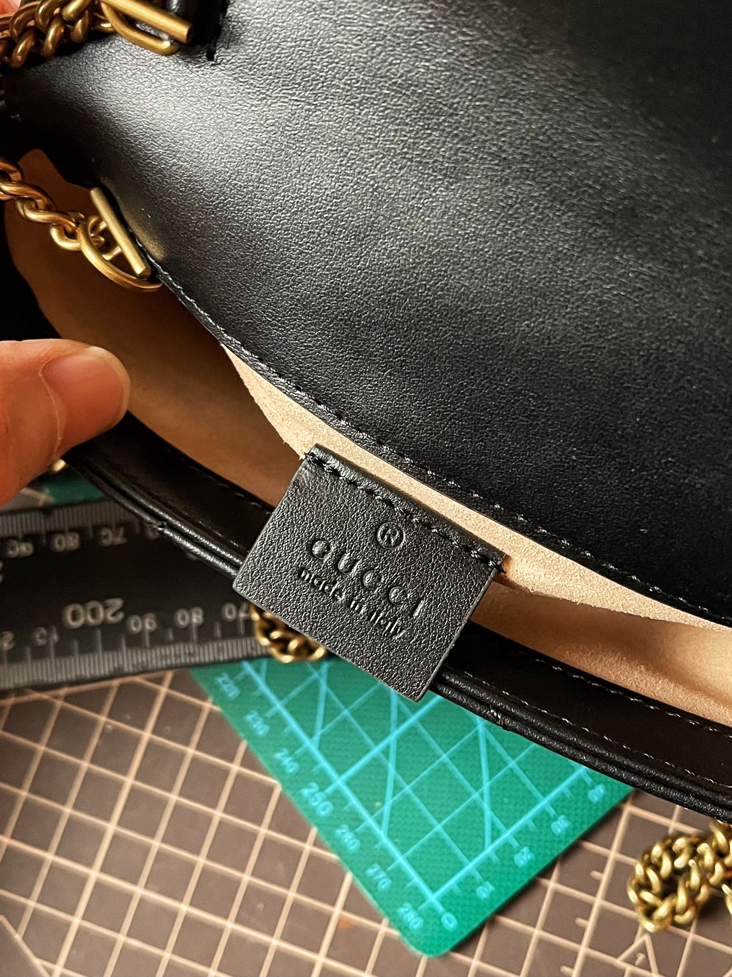 Pre-Owned Gucci GG Marmont Chain Shoulder Bag - Black Chevron Leather, Vintage Gold Hardware