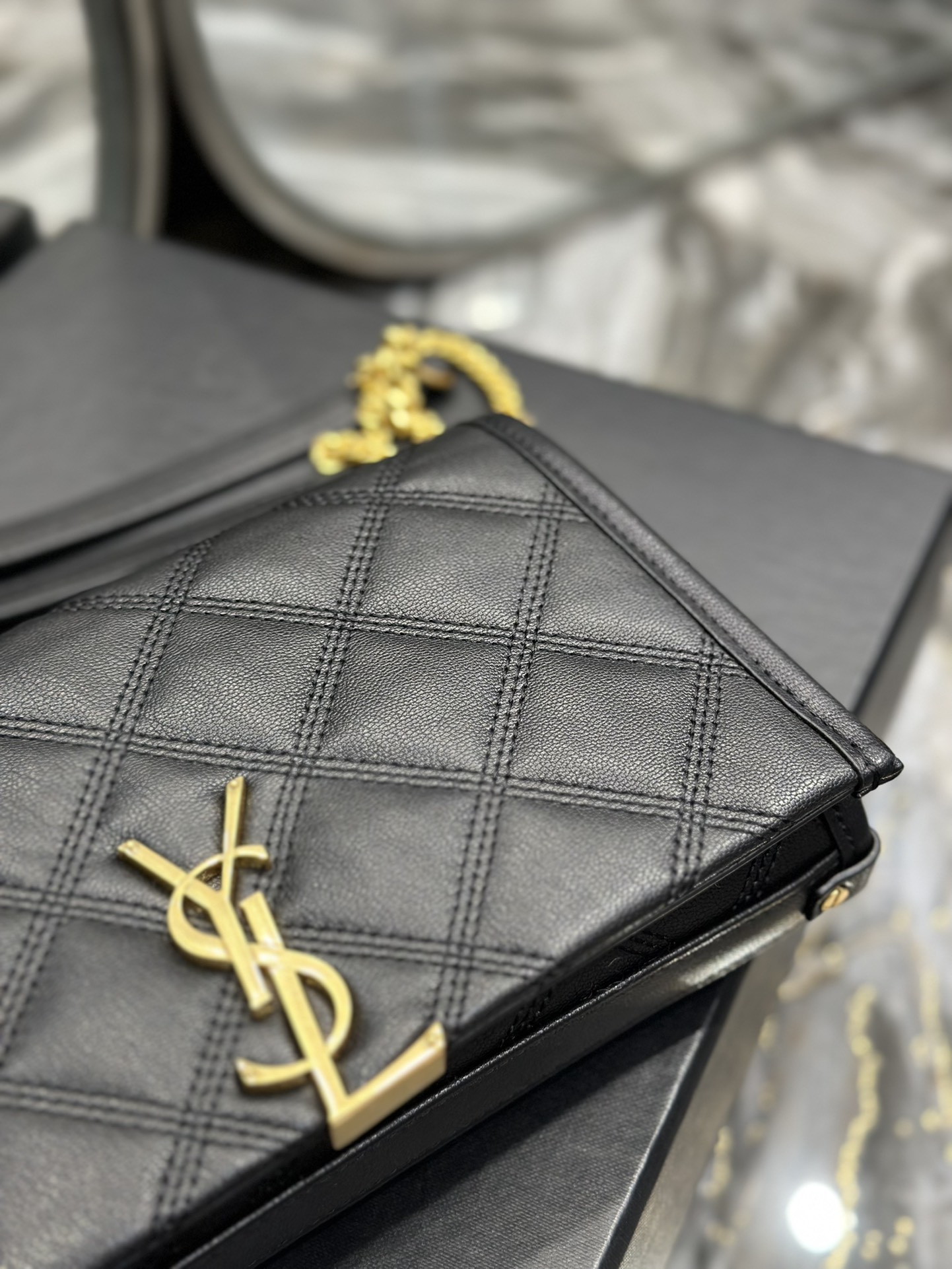 Pre-Owned Saint Laurent Angie Chain Bag - Black Diamond Lambskin, Versatile Day-to-Night Style