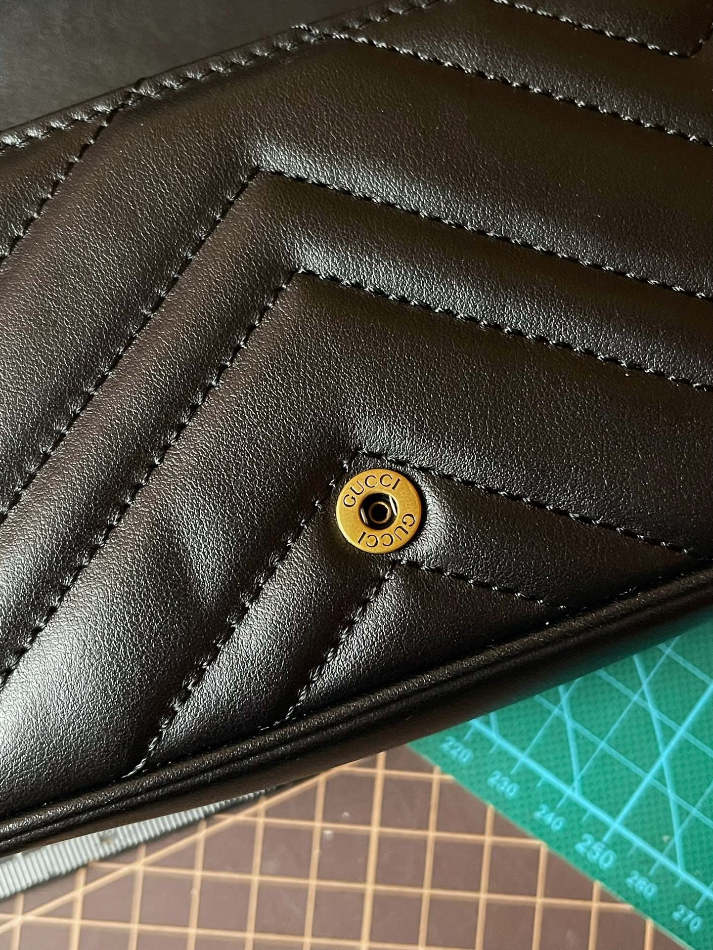 Pre-Owned Gucci GG Marmont Chain Shoulder Bag - Black Chevron Leather, Vintage Gold Hardware