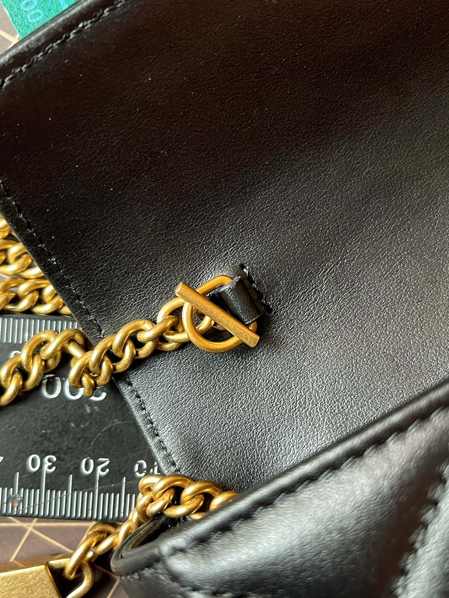 Pre-Owned Gucci GG Marmont Chain Shoulder Bag - Black Chevron Leather, Vintage Gold Hardware