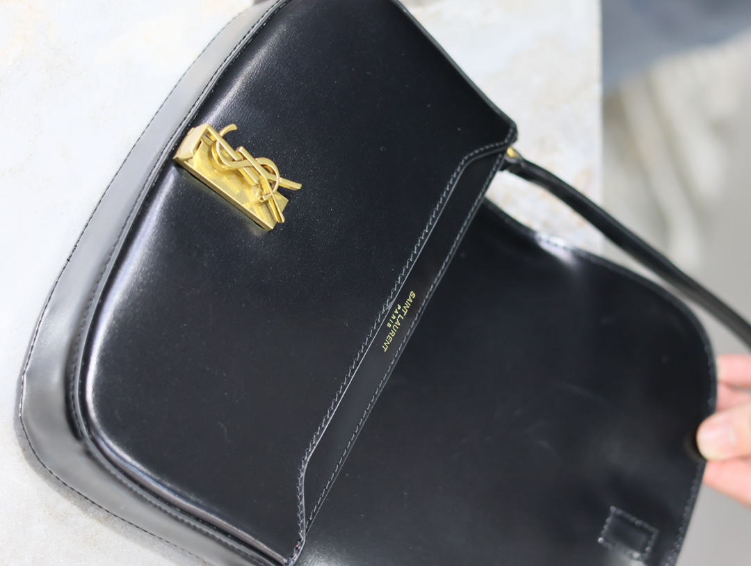 Pre-Owned YSL Crescent Black Leather Bag - Gold Hardware, Magnetic Closure