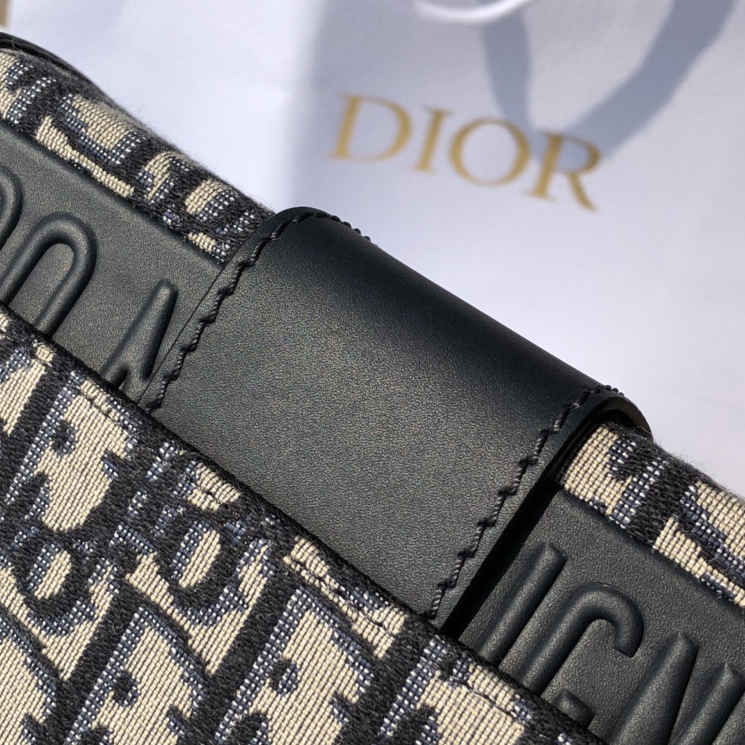 Pre-Owned Christian Dior 30 Montaigne Oblique Trotter Shoulder Bag Navy
