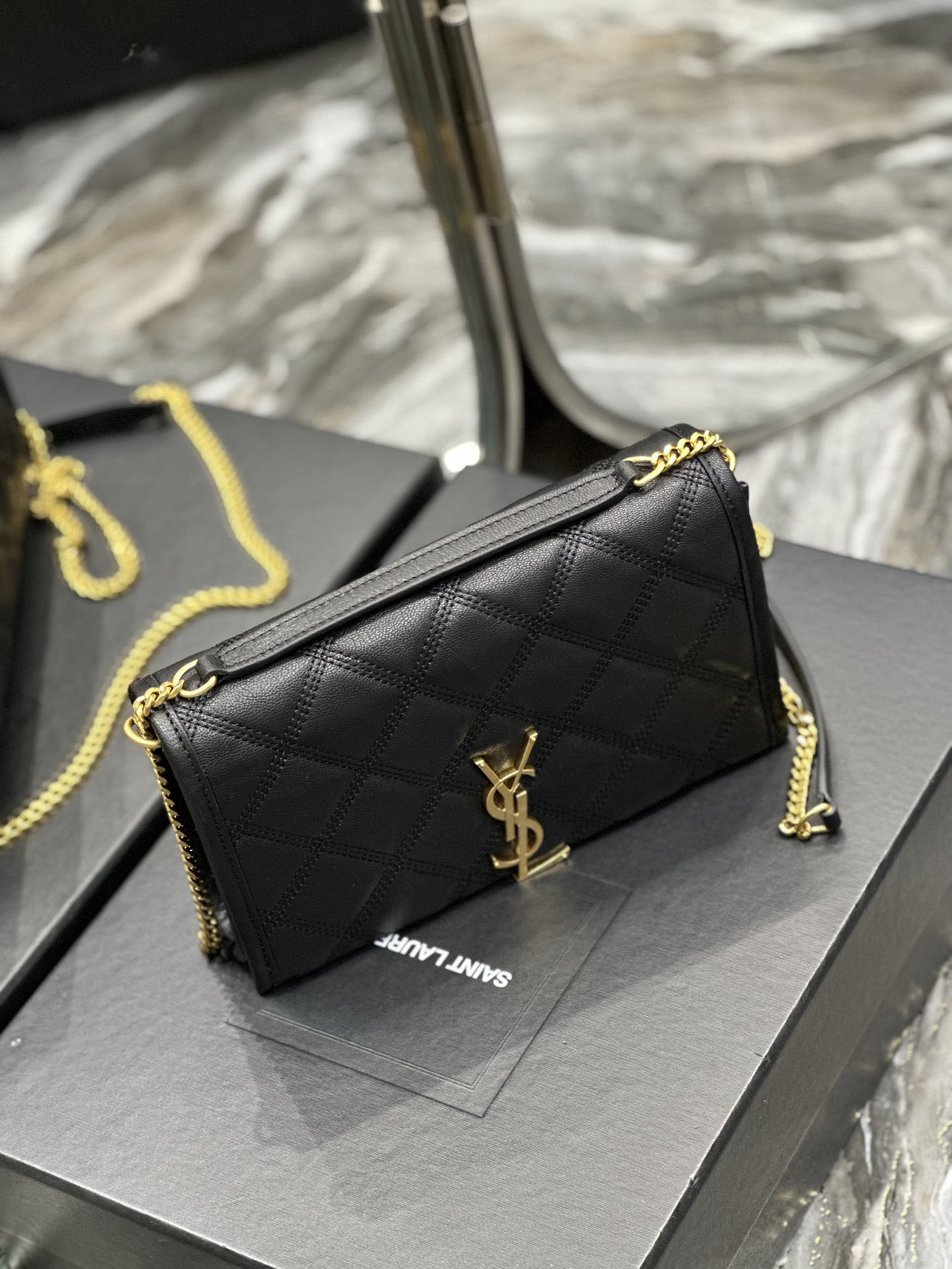 Pre-Owned Saint Laurent Angie Chain Bag - Black Diamond Lambskin, Versatile Day-to-Night Style