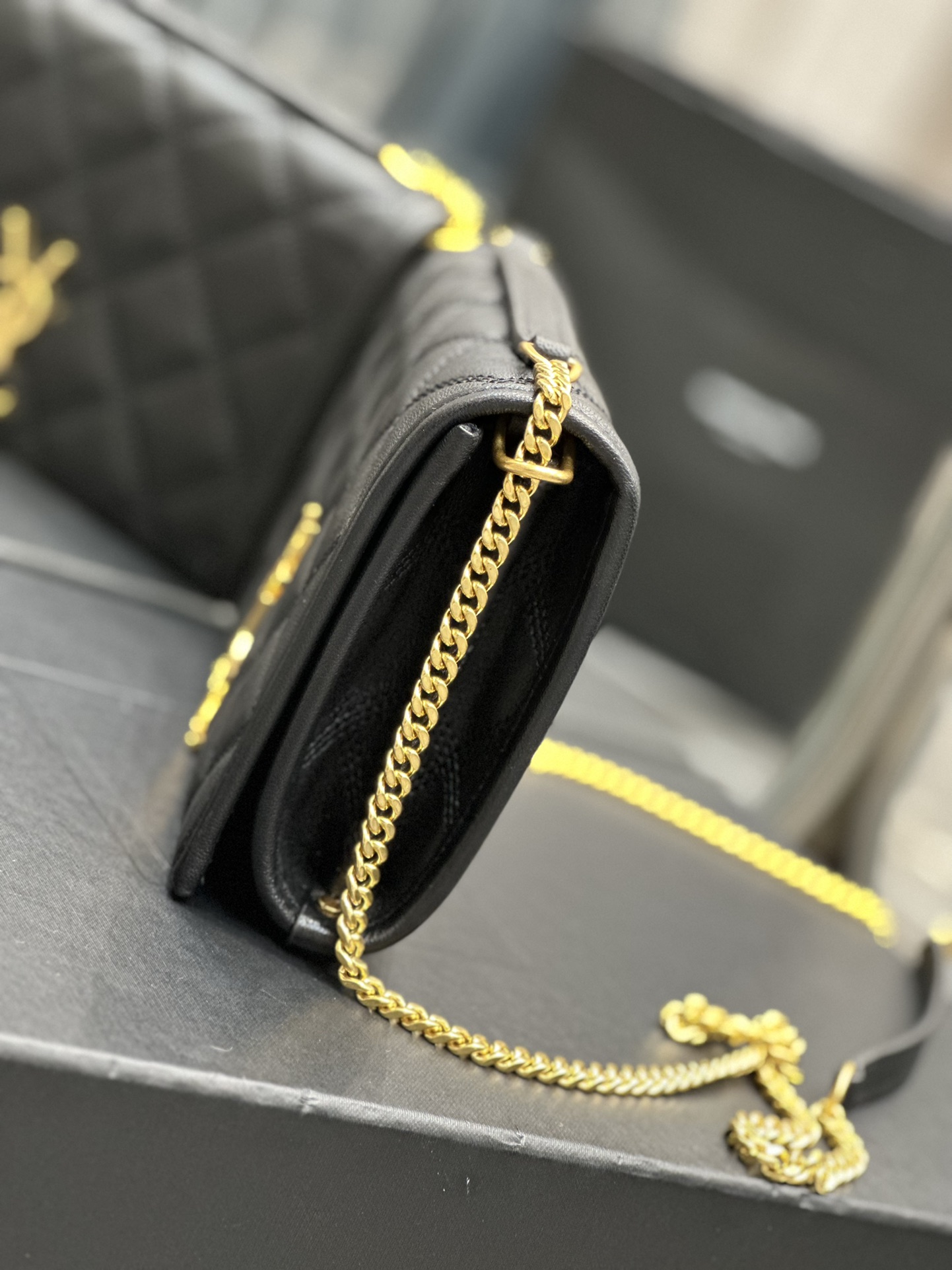 Pre-Owned Saint Laurent Angie Chain Bag - Black Diamond Lambskin, Versatile Day-to-Night Style