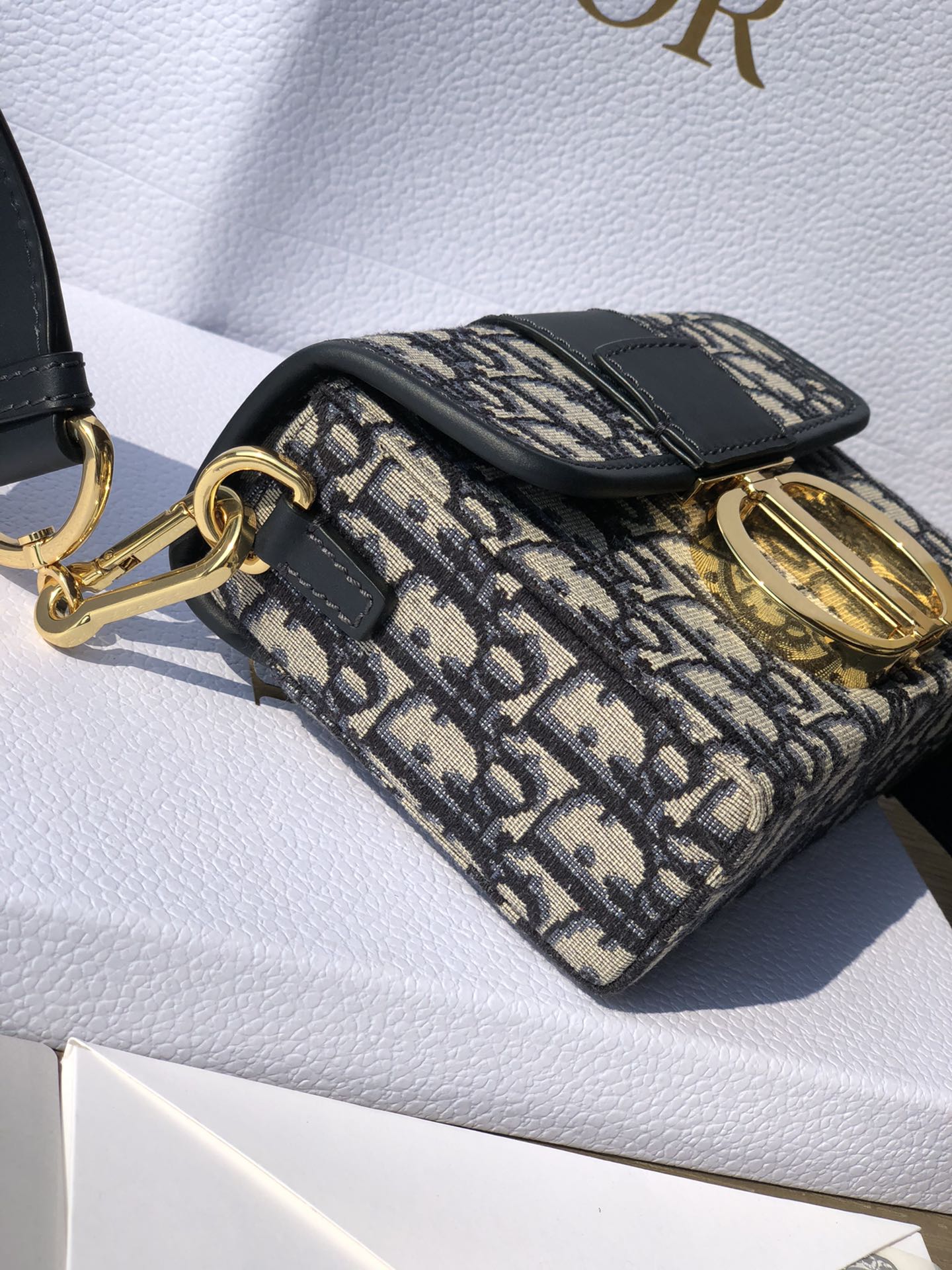 Pre-Owned Christian Dior 30 Montaigne Oblique Trotter Shoulder Bag Navy